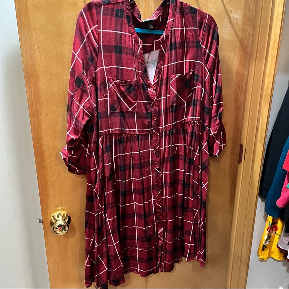 Torrid Women’s Plus Size 2 Maroon Long Sleeve Plaid Dress with Pockets